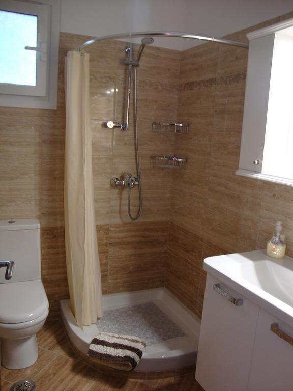 Fantasia Apartment Lákones Buitenkant foto