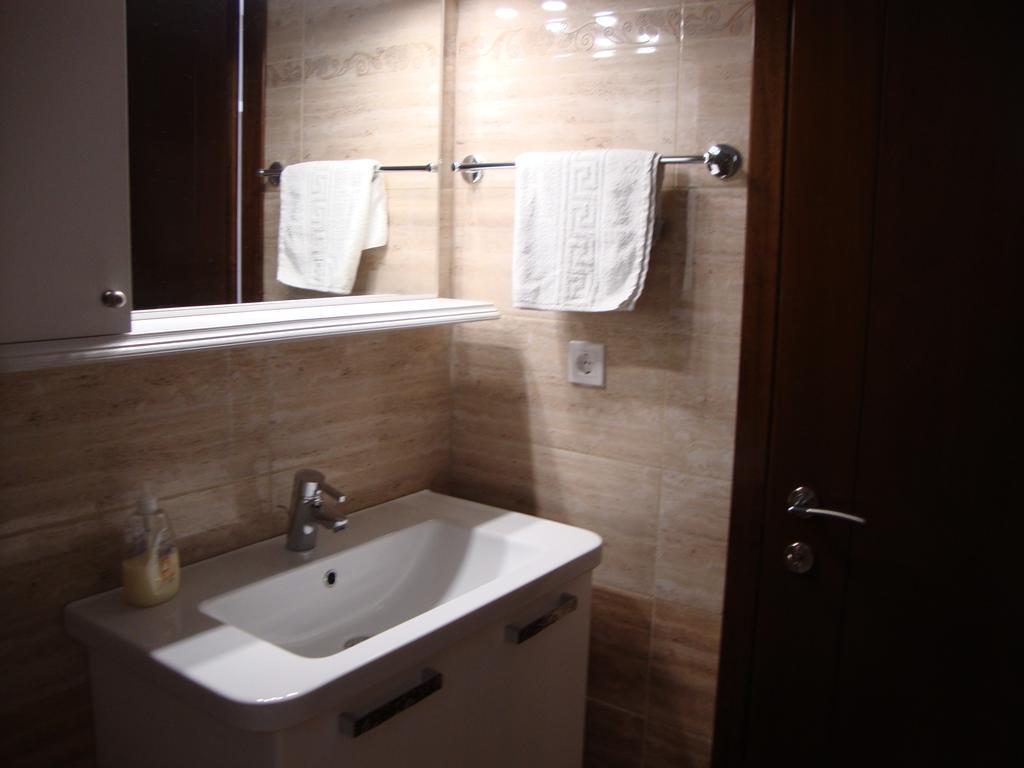 Fantasia Apartment Lákones Buitenkant foto